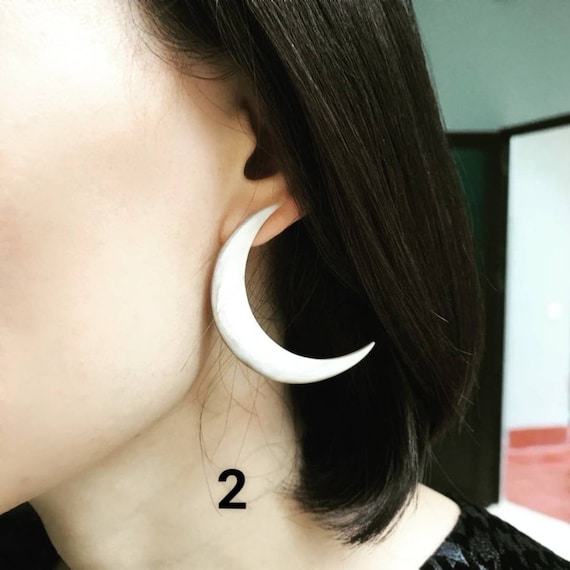 Crescent horn earrings deals