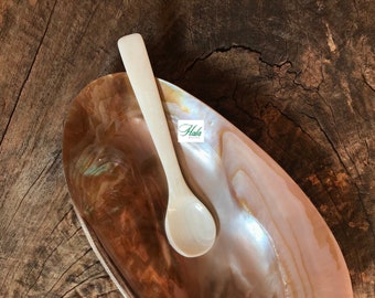 Custom engraved Mother of Pearl Caviar Spoon L= 12cm (4.7"),  Caviar Spoon , Custom spoon, Personalised Caviar Spoon