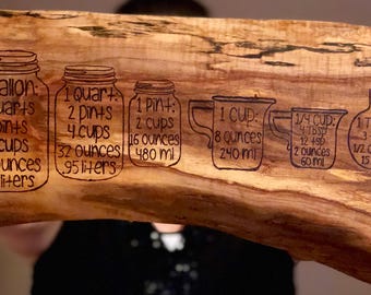 caja de borde vivo tablero de corte de arce sólido con la imagen de medición quemada a mano