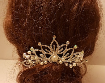 Peigne à cheveux mariée, peigne mariée ton argent, couronne de mariée, bijoux de cheveux mariage cristal, perle cheveux peigne parure de tête, morceau de cheveux de mariage