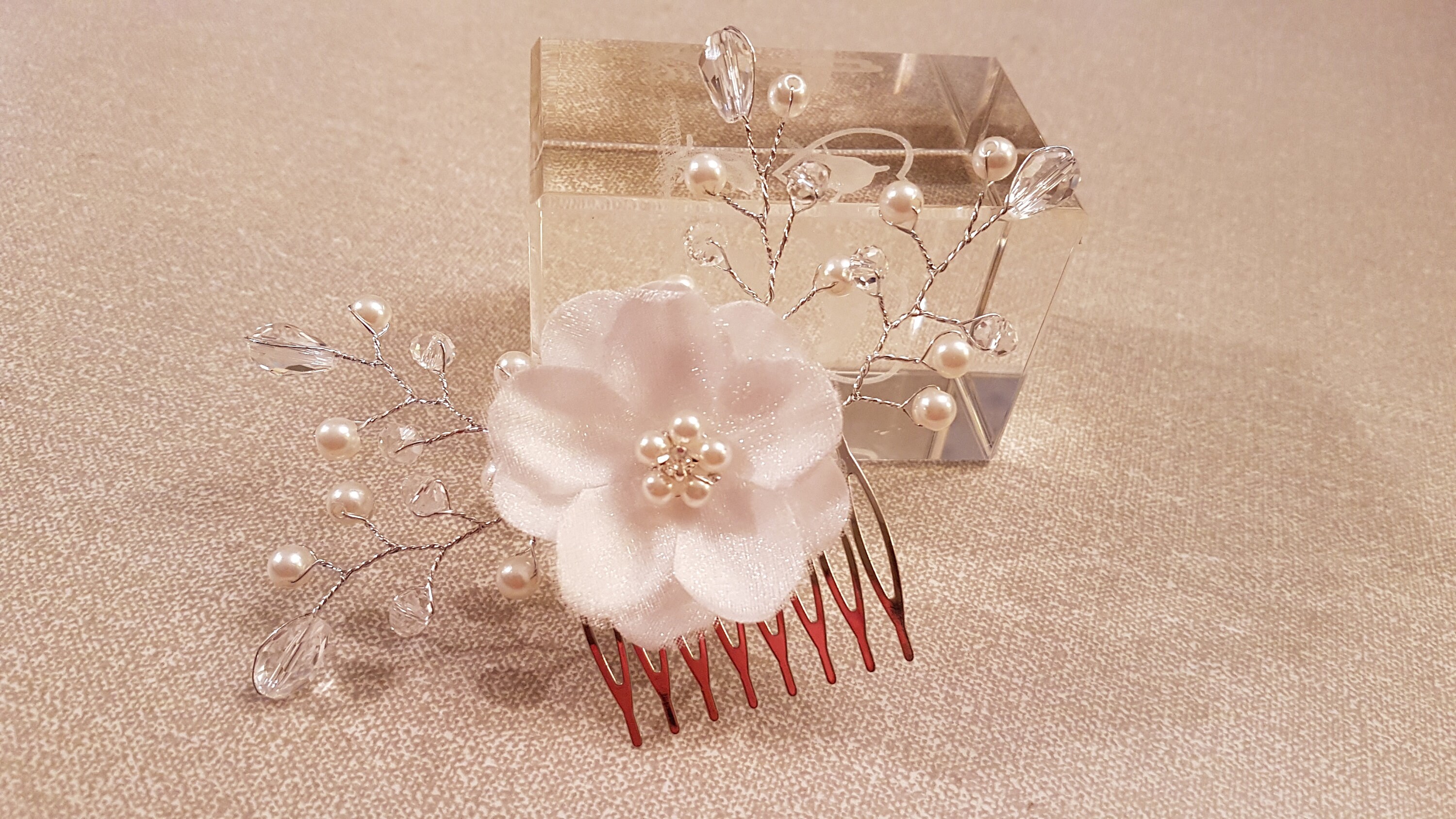 Bridal Hair Comb: Silk Flower, Crystal & Pearl Vine - Etsy display picture 1