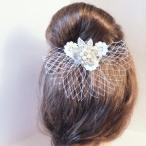 Novia, Damas de honor Peine de pelo, Clip de pelo Bisutería de la boda Cristal & Perla encaje clip Boda, Niñas cabeza de comunión,