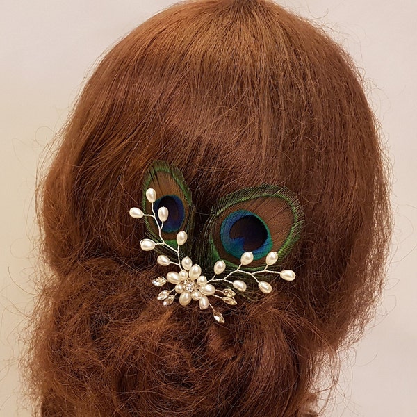 Bridal hair vine hairpin, Bridesmaids hairpiece, Wedding hair jewellery Crystal & Pearl hair vine Peacock feather hair pin, Bridal hairpiece