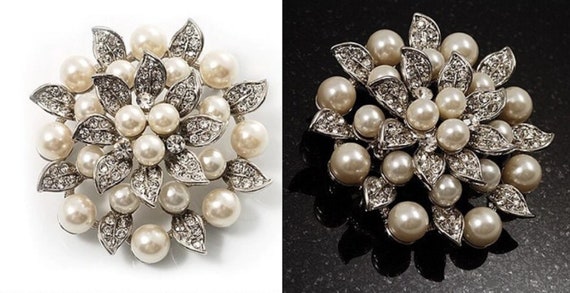 EleganceAccessory Pearl Crystal Brooch. Large Silver or Gold Plated Clear Crystal Pearl Flower Brooch 50mm for Women Wedding Pearl Flower Brooches