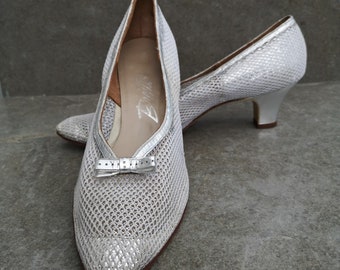 silver shoes size 8 wide fitting