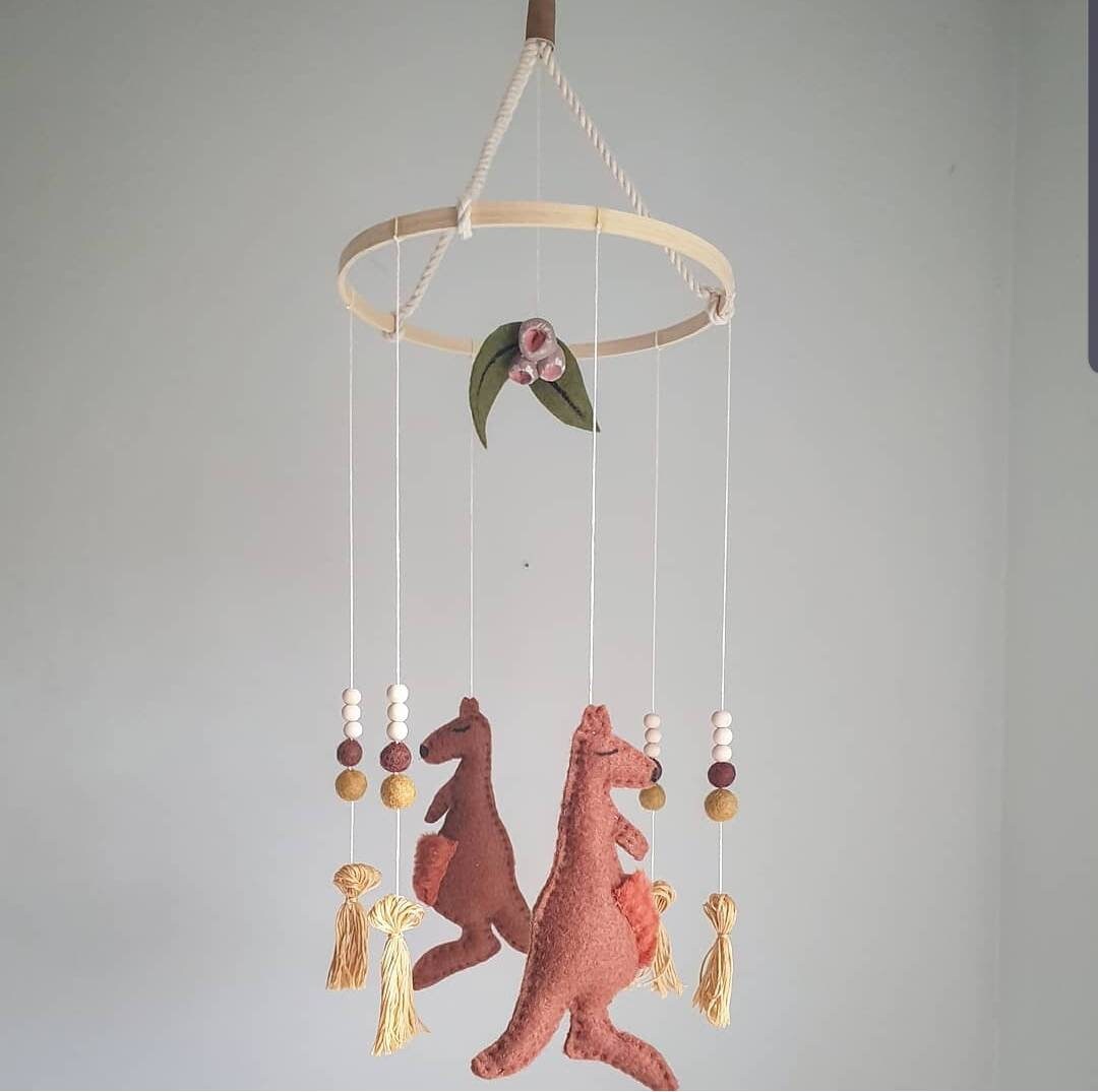 Kangaroo baby mobile kangaroo mobile kangaroo crib mobile Etsy.de