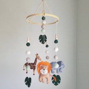 Jungle baby mobile, jungle mobile, jungle crib mobile, baby mobile, lion baby mobile, safari mobile