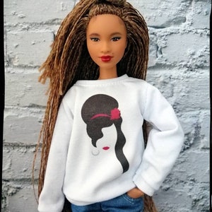 12&quot;, 1/6 scale female doll clothes, made on order, white sweatshirt with Amy Winehouse print, fashion doll clothes