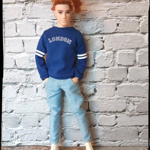 CUSTOMIZABLE SWEATER 12, 1/6 scale female and male doll clothes, customized color of material and color of letters and stripes. image 4