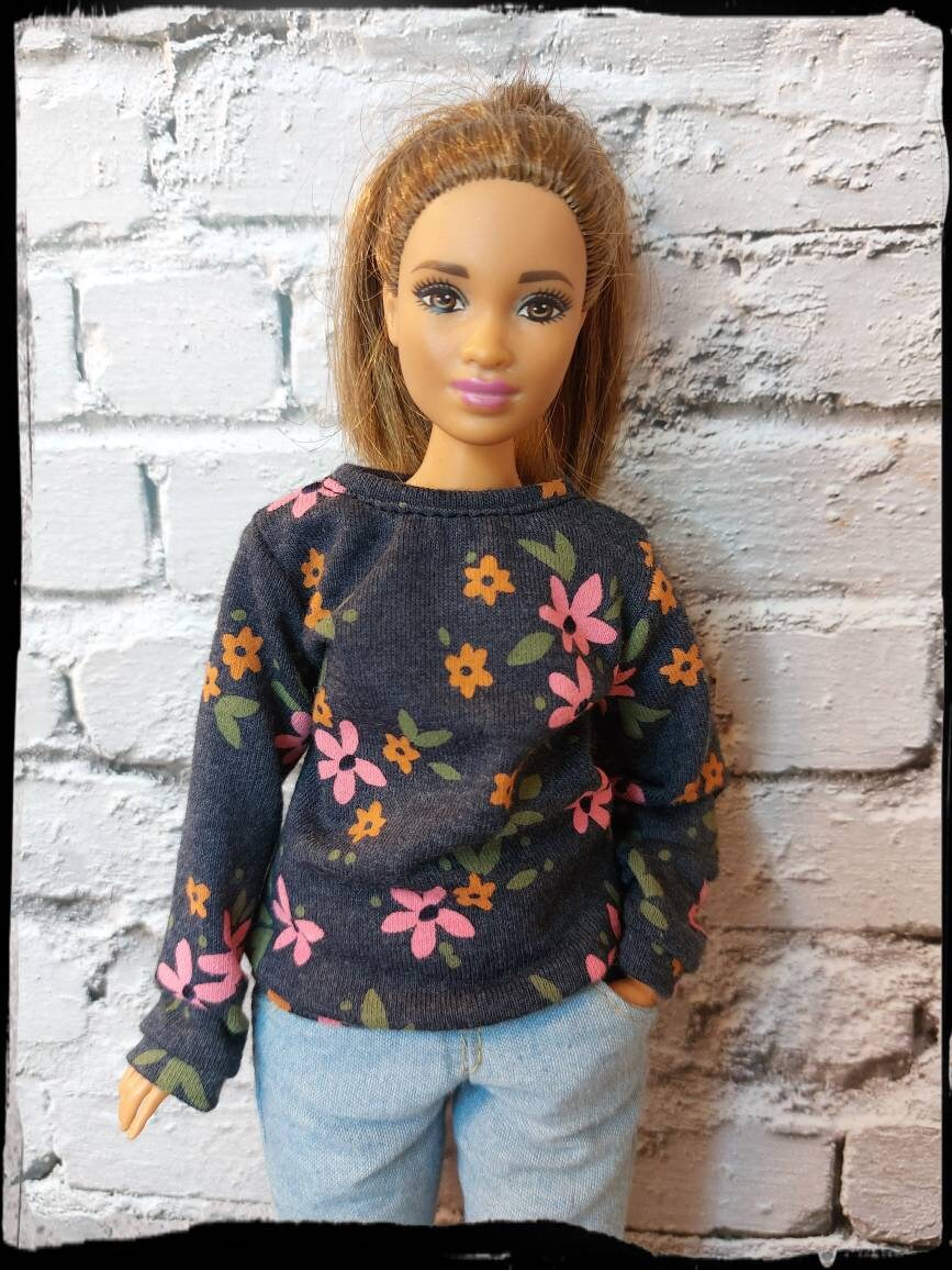 Realistic on sale barbie clothes