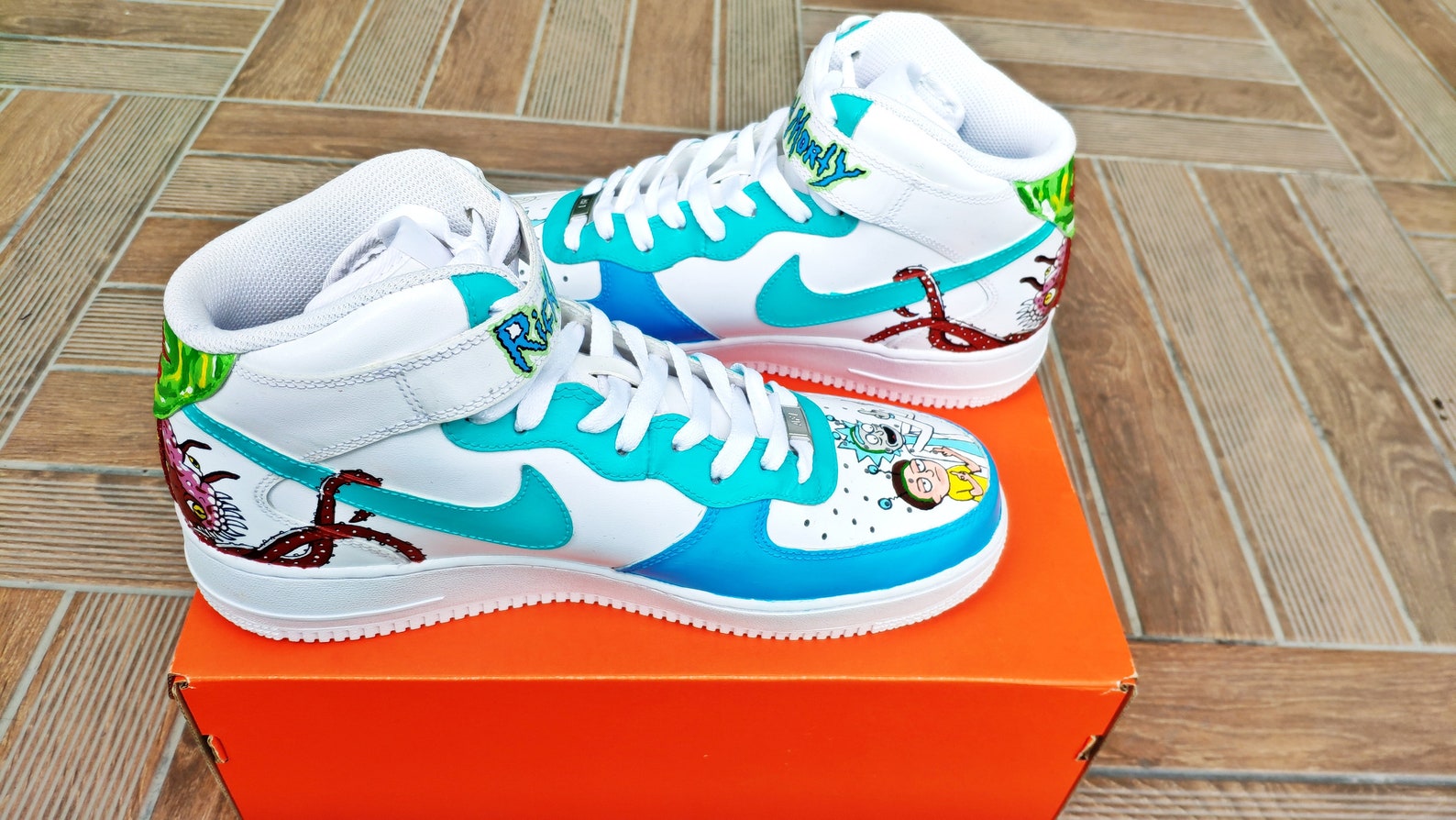 custom cartoon nike shoes