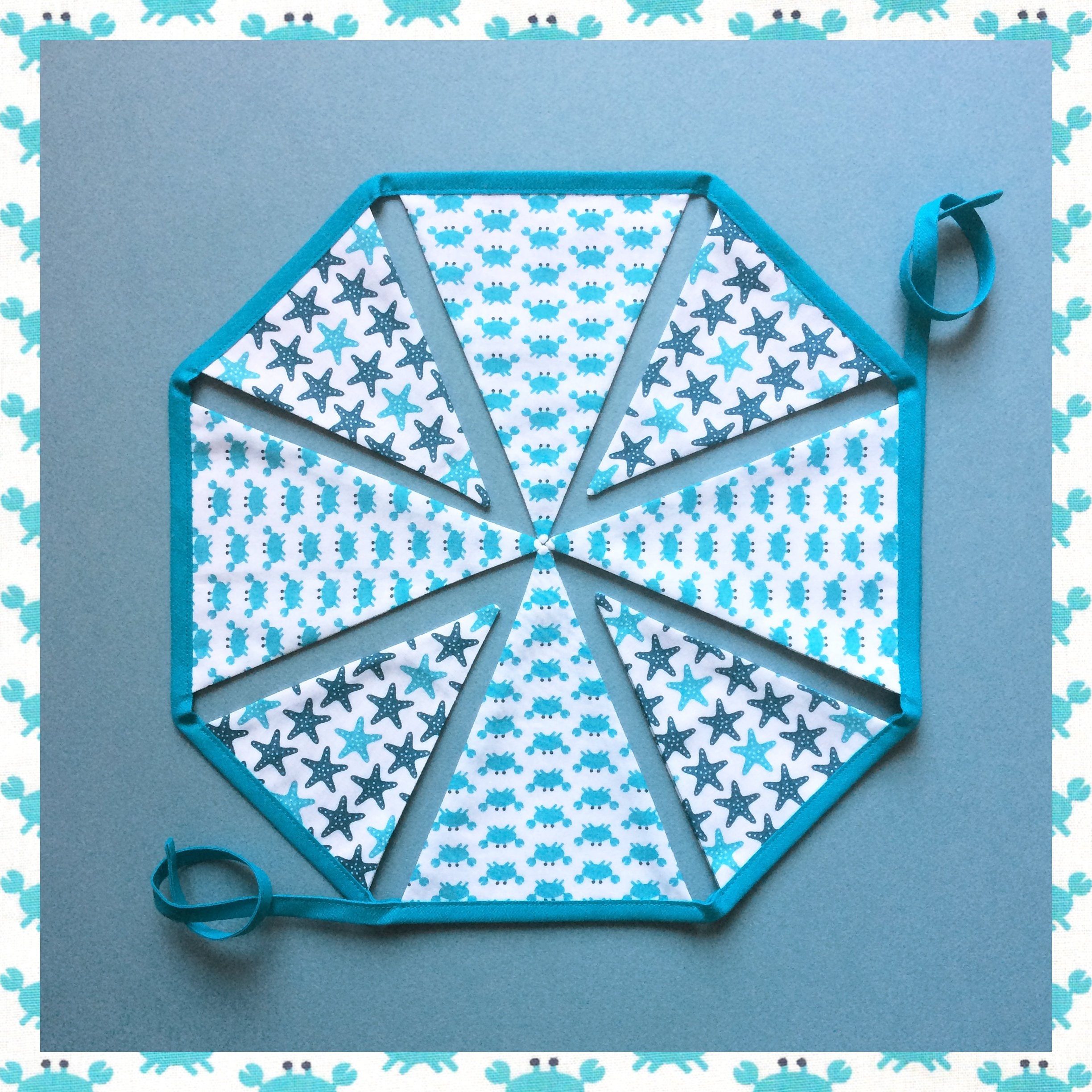 Guirlande 11 Fanions Crabes et Etoiles de Mer Turquoise, Décoration Chambre d'enfant