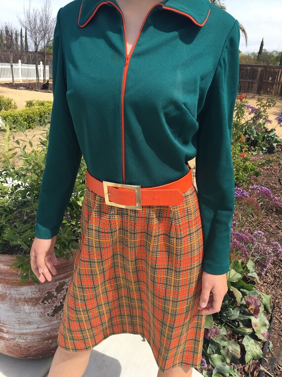 1970s Zip front plaid dress