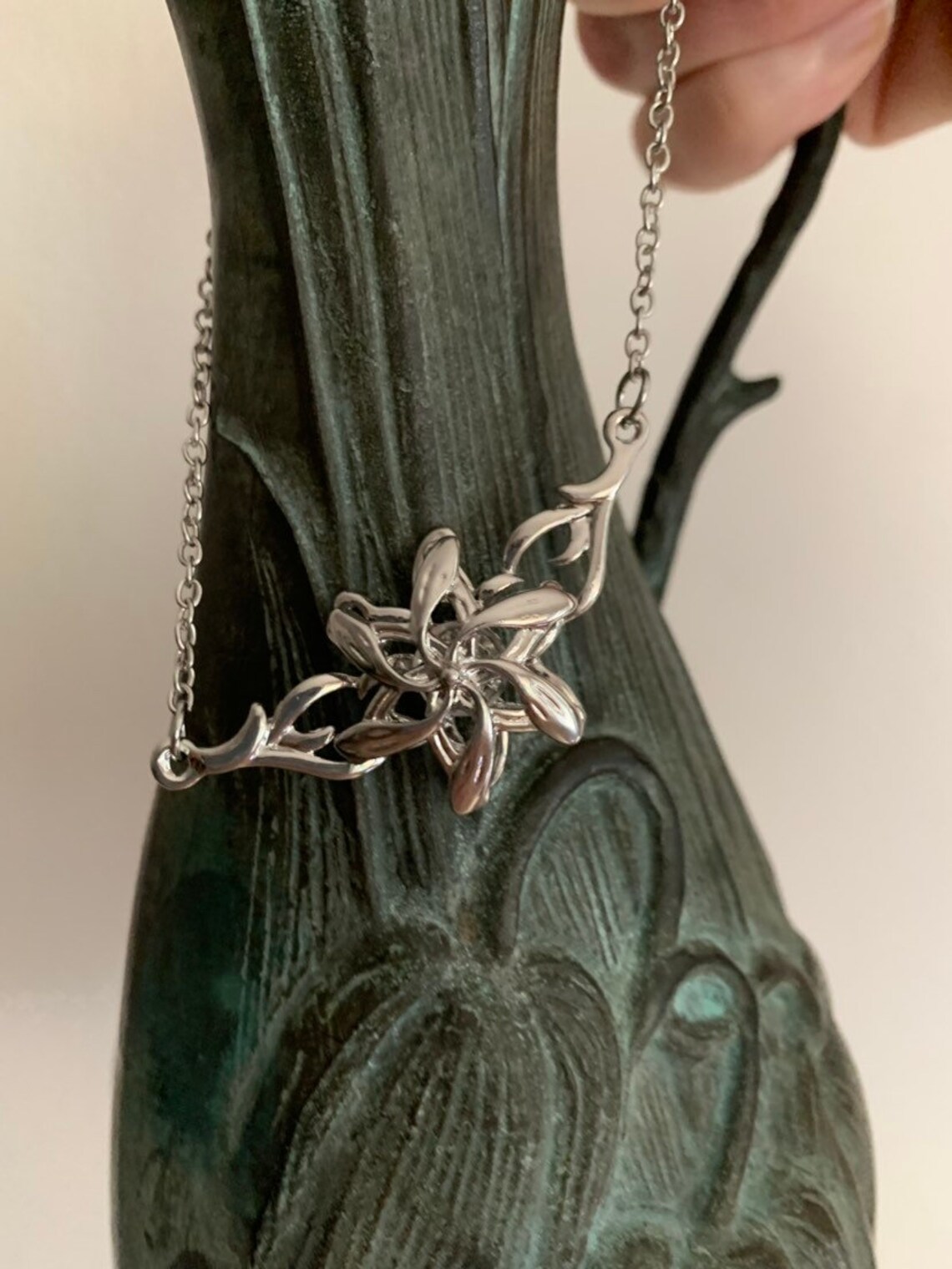 Galadriel Nenya Water Crystal Flower Necklace Etsy