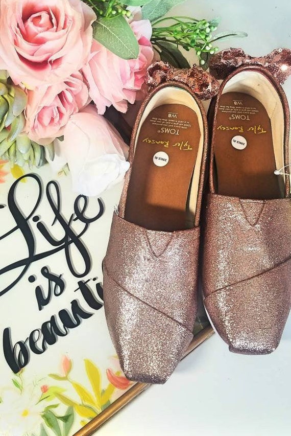 rose gold glitter toms