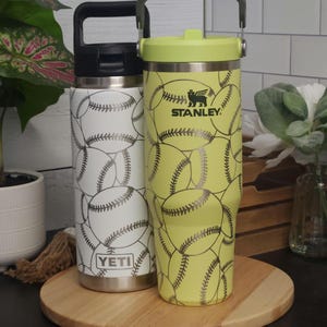Softball Baseball Tumbler, Sports Water Bottle, Travel Mug, Softball Mom Gift, Athletes water bottle, Coaches gift, Team Gift Idea, Baseball