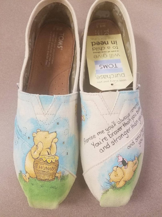 winnie the pooh vans size 8.5