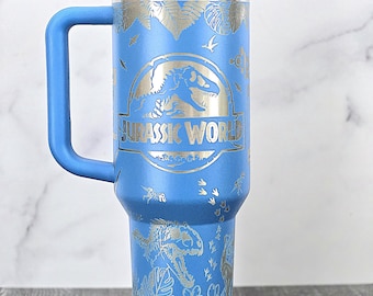 Graverad Jurassic World 120 cl tumbler, dinosaurie-raptorer, heltäckande
