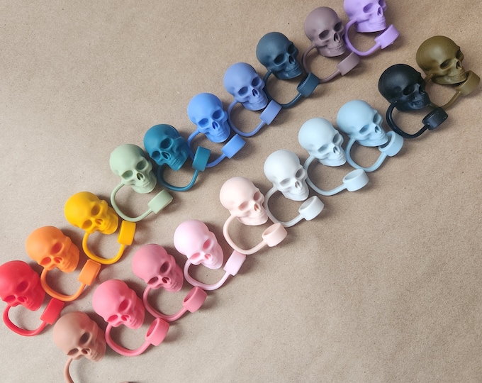 Skeleton Skull Straw Topper 10mm 3D Spooky Silicone Drink Accessory Cover for Stanley, Yeti, and Simple Modern Tumblers