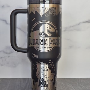Jurassic Park 40 Oz Tumbler Quencher 2.0, Dinosaurs, Full wrap engraved Tumbler, Quencher H2.0 Water Bottle, Dinosaurs lovers gift, fossils