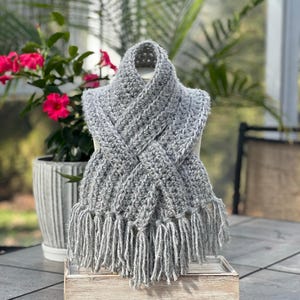 Soft Hug Interlace Pull-On Scarf