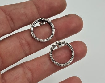Gehamerde Sterling Silver Circle Stud Oorbellen - Minimalistische Sieraden