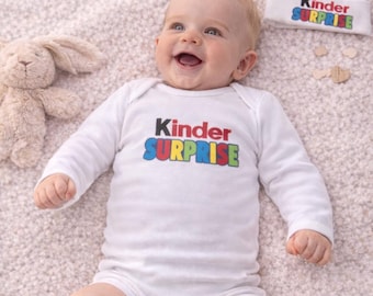 Body bébé ou ensemble bonnet et body personnalisé avec texte " Kinder Surprise "