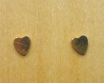 14K Yellow Gold Heart Stud Earrings *VINTAGE*