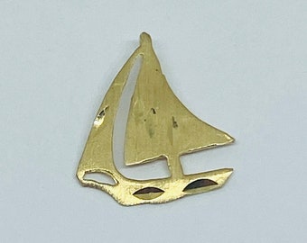 14K Yellow Gold Sailboat Nautical Pendant/Charm *VINTAGE*