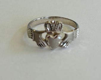 14K White Gold Claddagh Ring BAND SIZE 7 *VINTAGE*