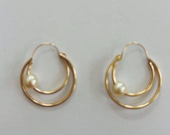 14K Yellow Gold + Oblong Pearl Hoop Earrings *VINTAGE*