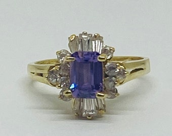 14K Yellow Gold + Purple Stone + Clear stones Statement Ring BAND SIZE 6 1/2 (or 6.5) *VINTAGE*