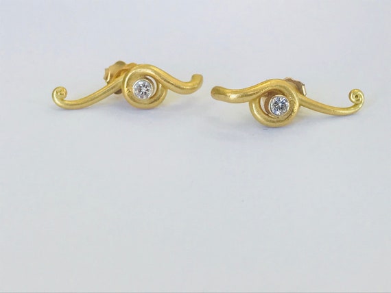 18K Yellow Gold + Diamond Earrings *VINTAGE* - image 8