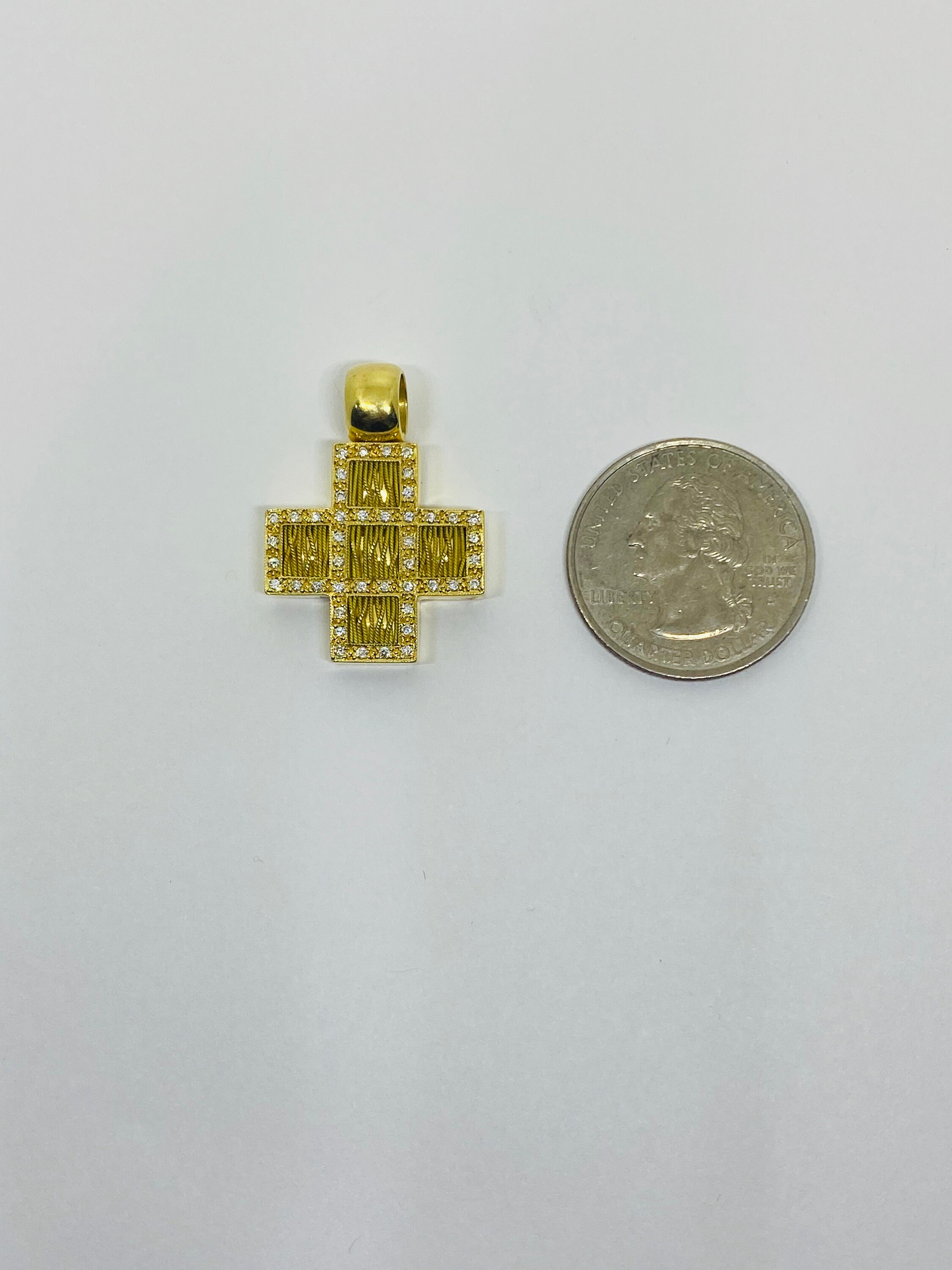 14K Yellow Gold Diamond Cross Pendant/charm VINTAGE - Etsy