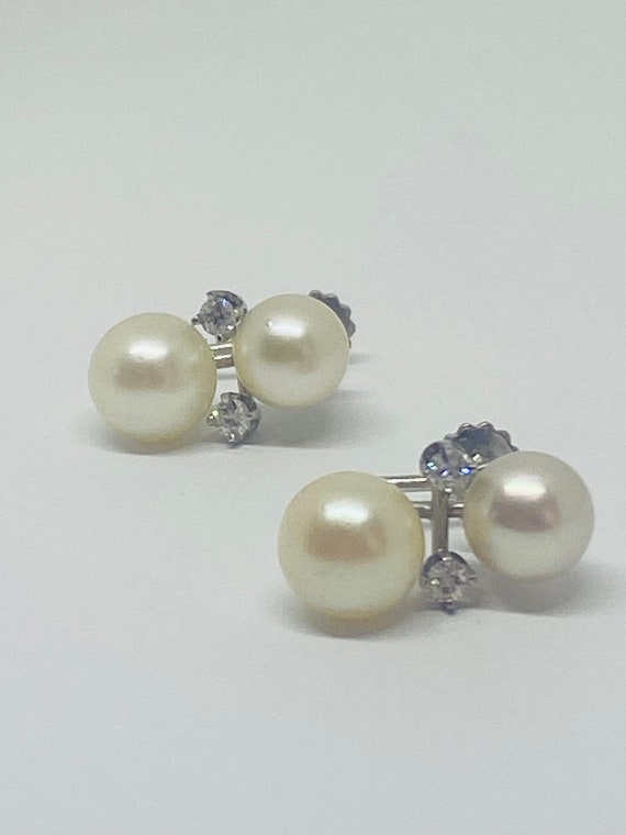 14K White Gold + Pearl + Diamond Clip-On (Non-Pie… - image 1