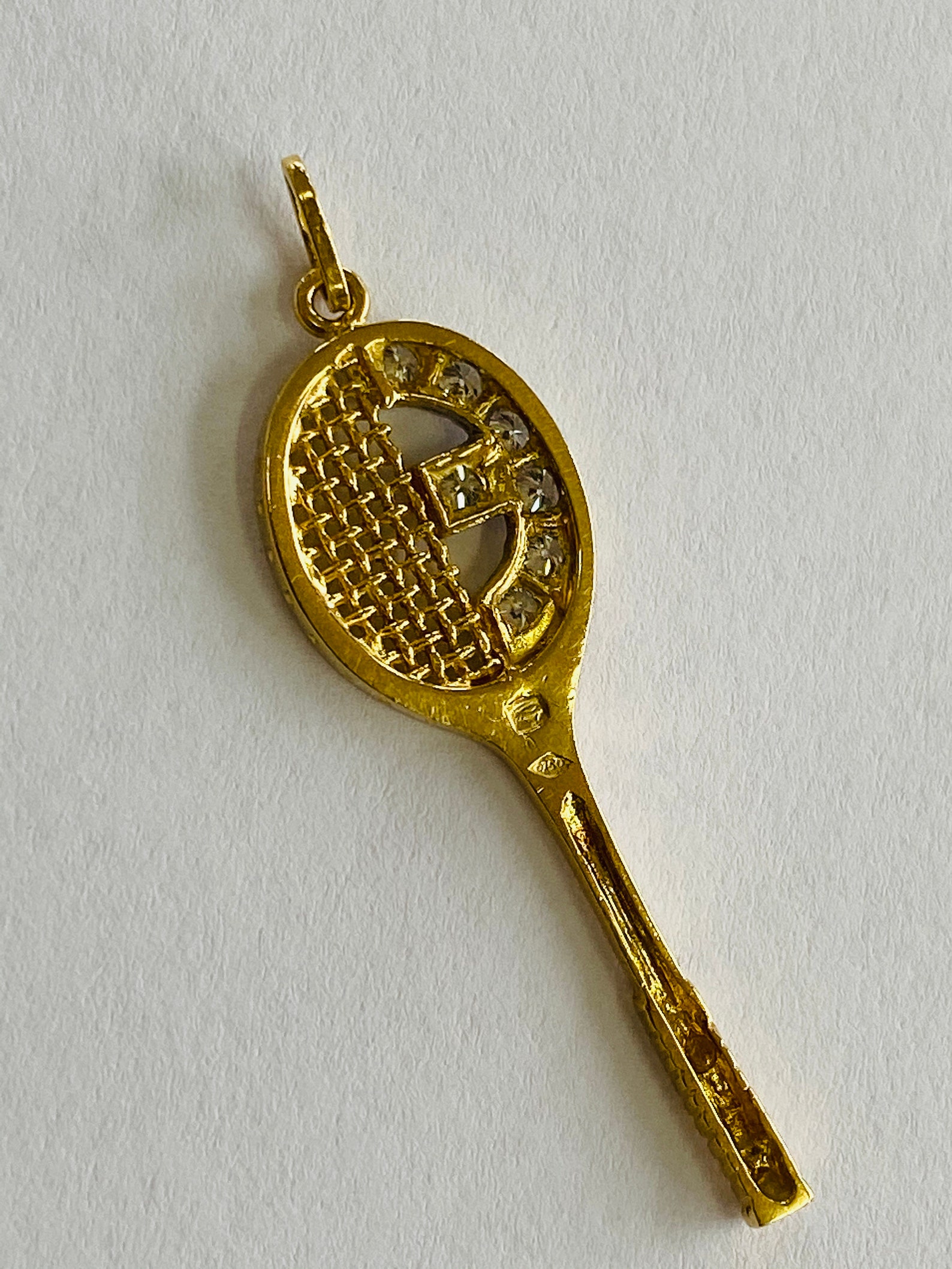 Porte-cravate Vintage En Forme De Raquette De Tennis - Ton Or, Années 1950-1960 - Occasion Bon état