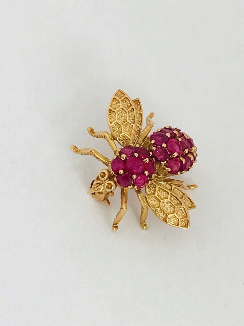 14K Yellow Gold + Ruby FLY Pin/brooch *VINTAGE* - Etsy