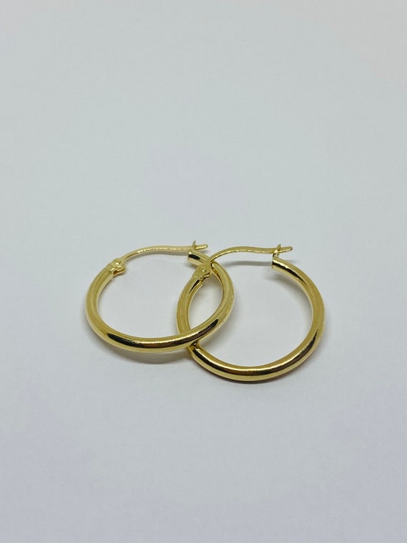 14K Yellow Gold Thin/Dainty Hoop Earrings *VINTAG… - image 2