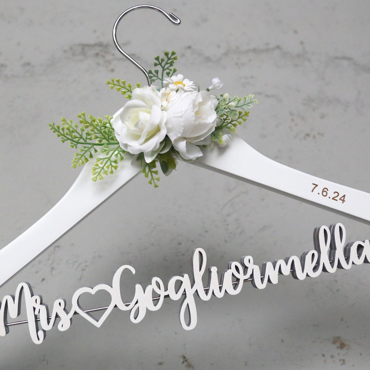 Personalise Bride Hanger, Wedding Hanger, Bridal Dress Hanger,custom Made Hanger,bridal Shower Gifts,bridesmaid Name Hanger,bridesmaid Gifts - Etsy