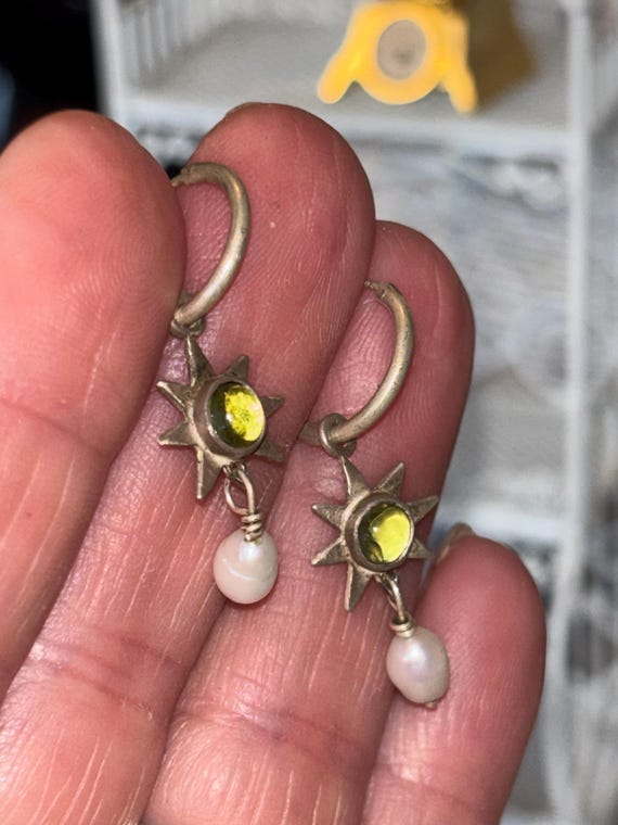 Adorable celestial Star gemstone dangle earrings - image 2