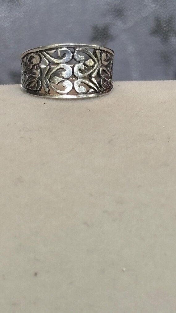 Sterling silver designed ring size 6 - image 4