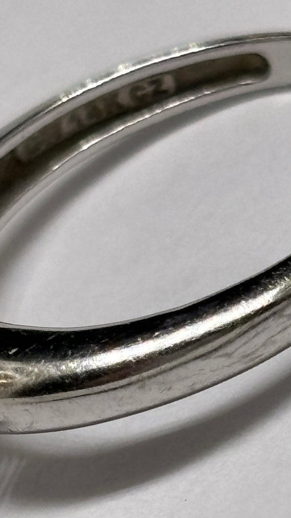 Stunning 14 karat white gold CZ engagement ring - image 4