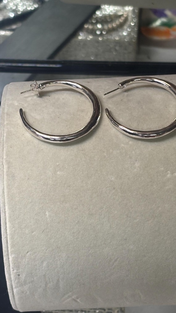 Very nice, solid sterling silver, well-made hoop earrings #hoop #sterling