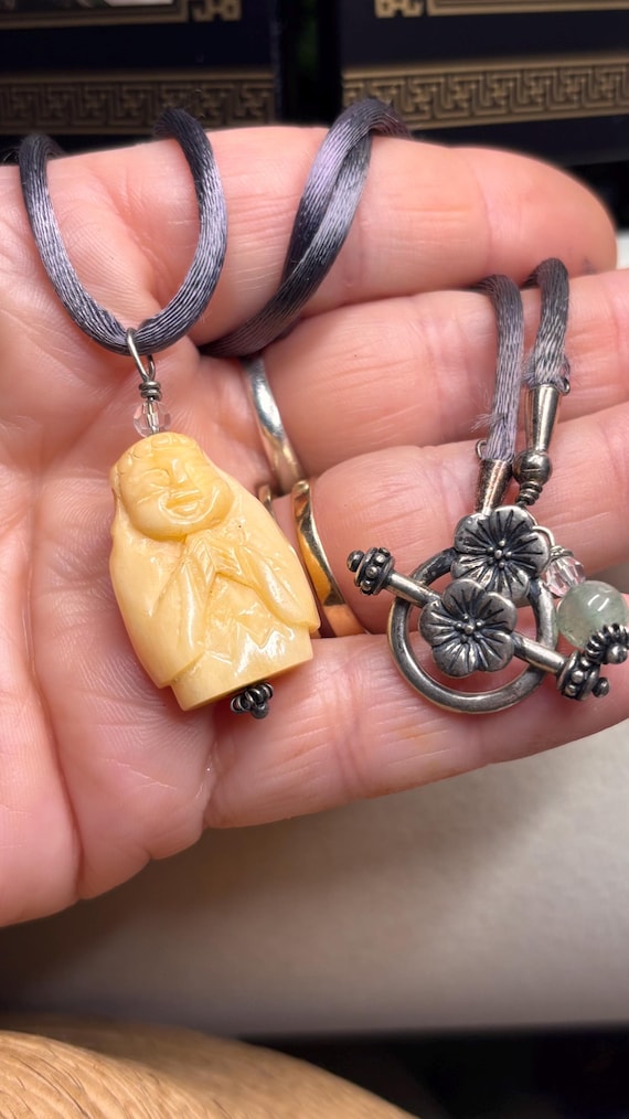 Beautiful natural gemstone carved sterling silver necklace
