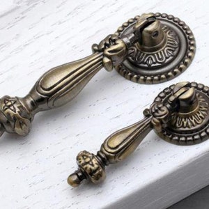 Antique Bronze Drop Drawer Knob Pulls Dresser Knobs Pull Handles / Kitchen Cabinet Pulls Handle Cupboard Vintage Furniture Hardware