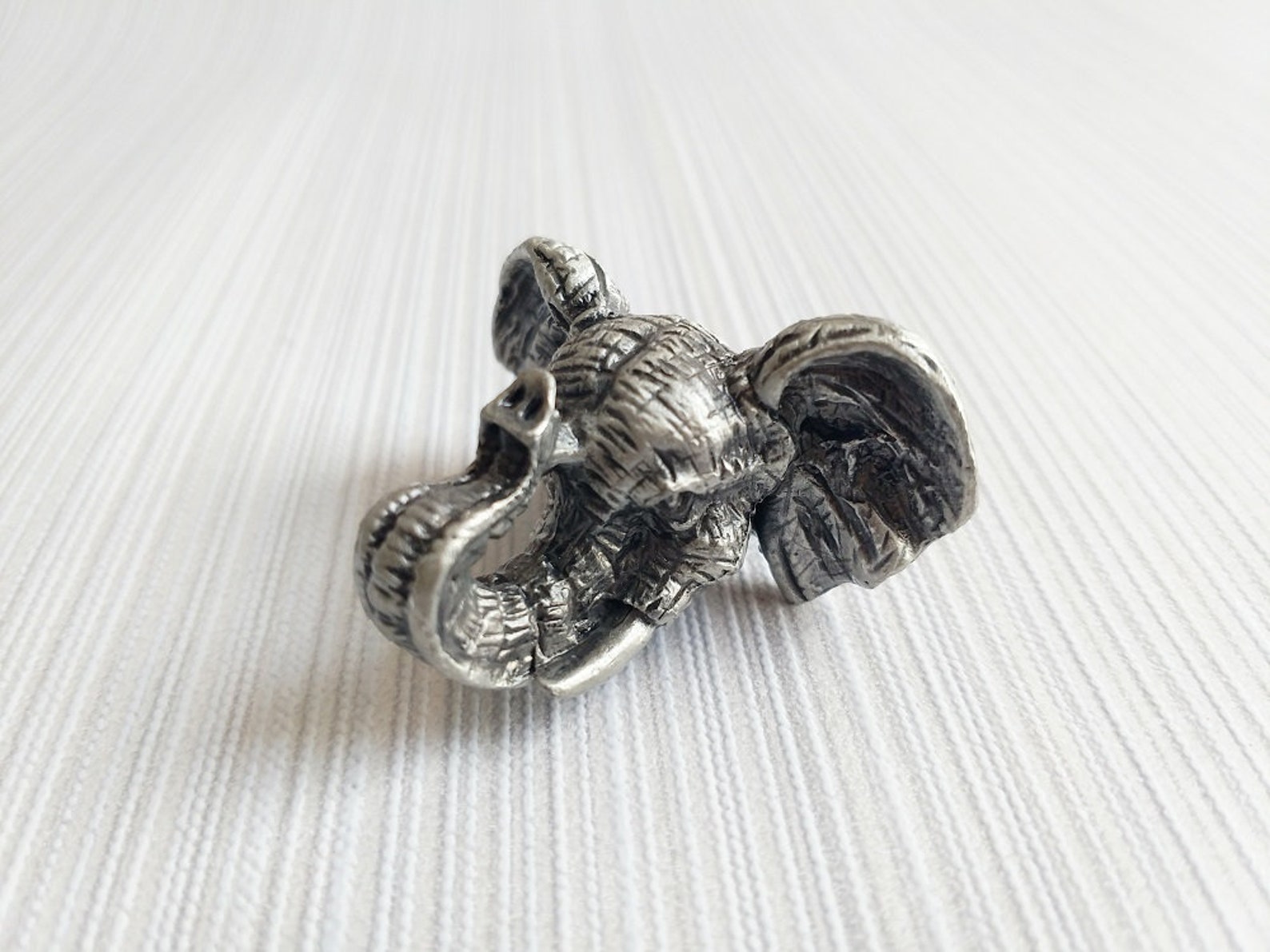 Elephant Knobs / Dresser Knobs / Drawer Knobs / Pewter Antique Etsy
