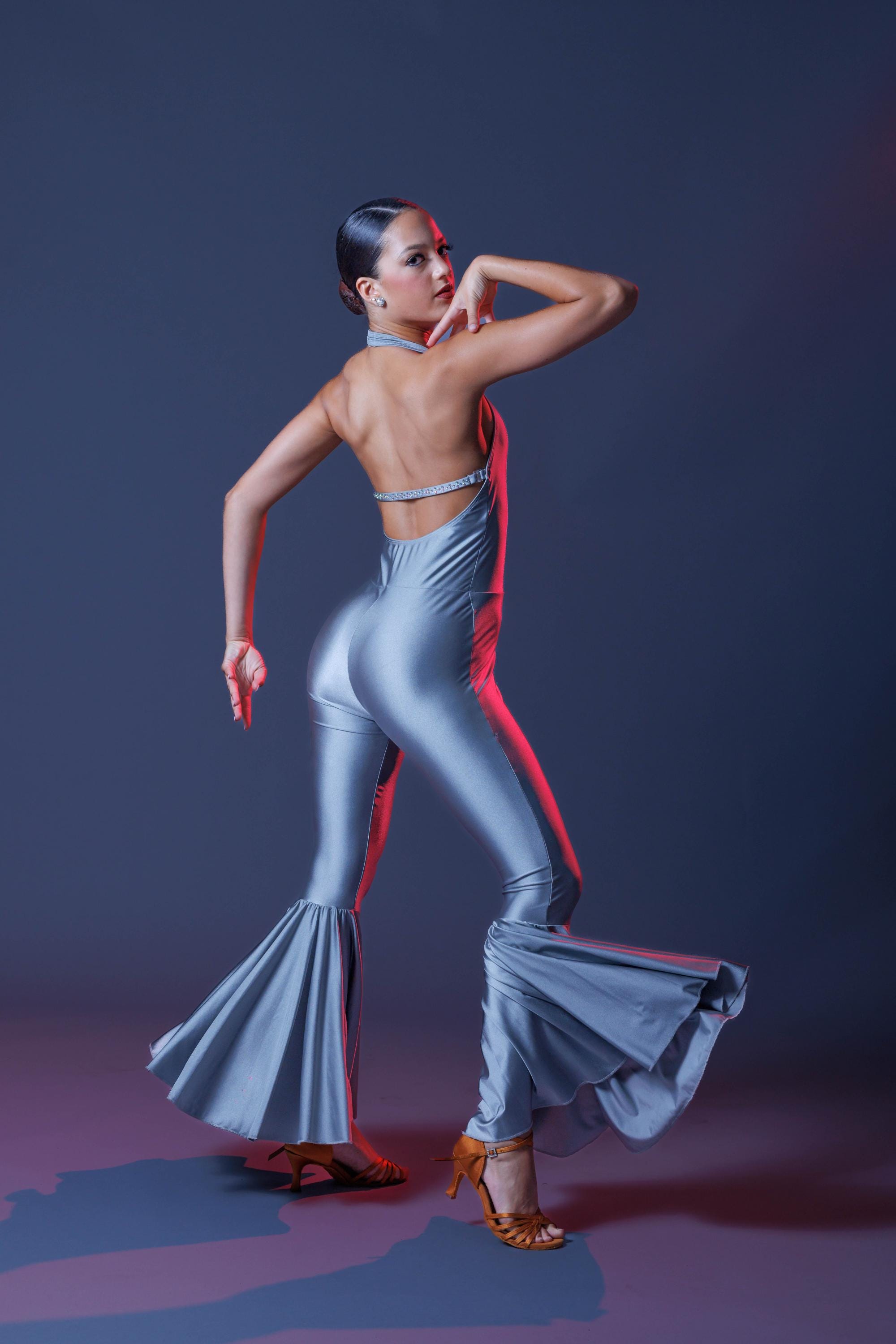 Just dance costume online