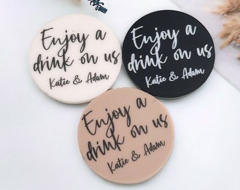 Wedding Favours, Personalised Drinks Token, Bespoke Favour, Free Drink Tokens For Guests, Favour Ideas, Table Décor, Beige, Black & White