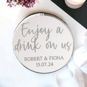 Favor de boda personalizado, fichas de bebidas, favores a medida, fichas de bebidas gratis para invitados, ideas de favores, decoración de mesa, fichas acrílicas grabadas