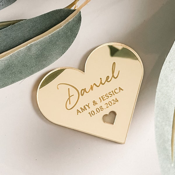 Heart Engraved Personalised Wedding Place Names, Wedding Décor, Guest Name Places, Gold, Silver, Rose Gold Seating Place, Luxury Place Cards